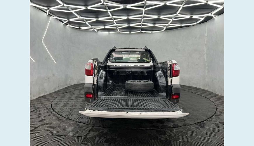FIAT STRADA HARD WORKING 1.4 FLEX MANUAL 3P - BRANCO - 2020 Foto 7 (Grande)