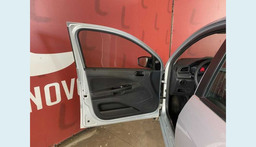 VOLKSWAGEN GOL 1.0 12V FLEX MANUAL 4P - PRATA - 2020 Foto 7 (Grande)