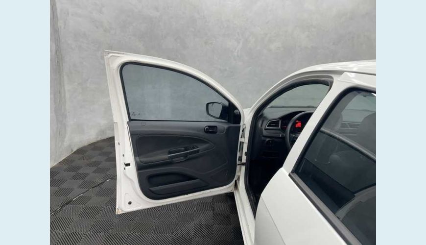 VOLKSWAGEN VOYAGE 1.0 MPI FLEX MANUAL 4P - BRANCO - 2023 Foto 7 (Grande)