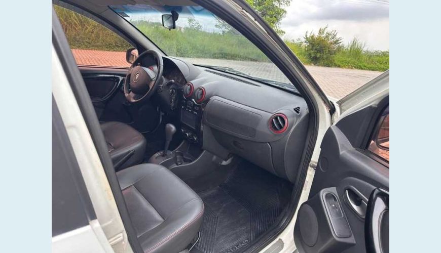 RENAULT SANDERO STEPWAY 1.6 16V FLEX AUT. 4P - BRANCO - 2014 Foto 7 (Grande)