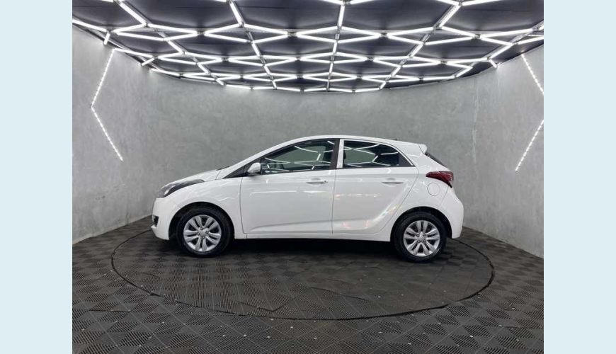 HYUNDAI HB 20 COMFORT PLUS 1.6 FLEX MANUAL 4P - BRANCO - 2019 Foto 7 (Grande)