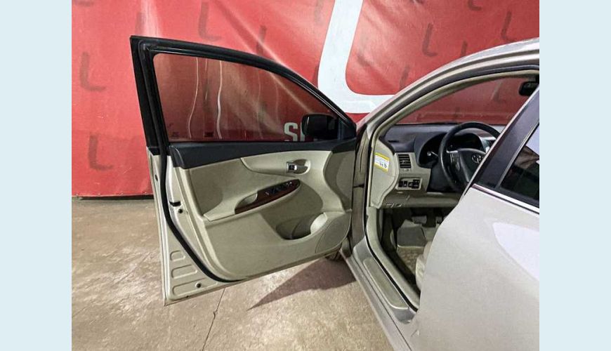 TOYOTA COROLLA XEI MULTI-DRIVE S 2.0 FLEX AUT. 4P - BEGE - 2013 Foto 7 (Grande)