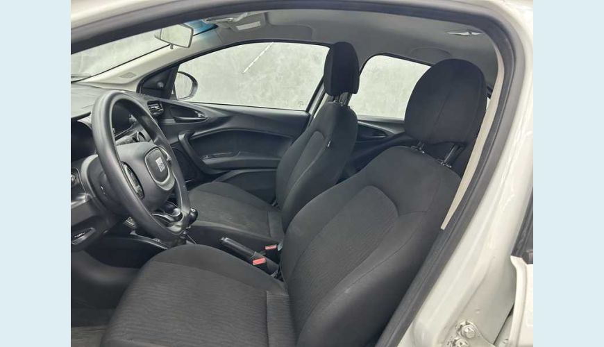 FIAT CRONOS DRIVE 1.0 FLEX MANUAL 4P - BRANCO - 2023 Foto 7 (Grande)