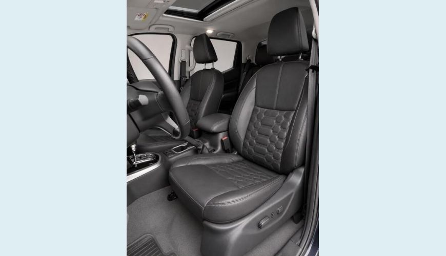 NISSAN FRONTIER PLATINUM 2.3 B.TURBO DIESEL FLEX AUT. 4P - PRETO - 2023 Foto 7 (Grande)
