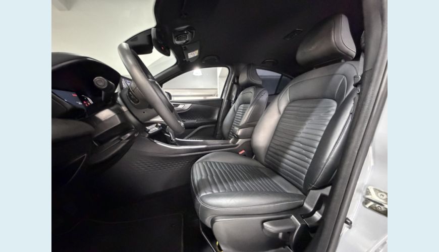 FIAT FASTBACK FLEX AUT. 4P - CINZA - 2023 Foto 7 (Grande)