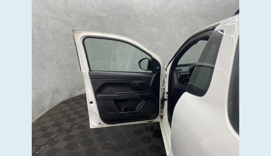 FIAT STRADA ENDURANCE 1.4 FLEX MANUAL 2P - BRANCO - 2022 Foto 7 (Grande)