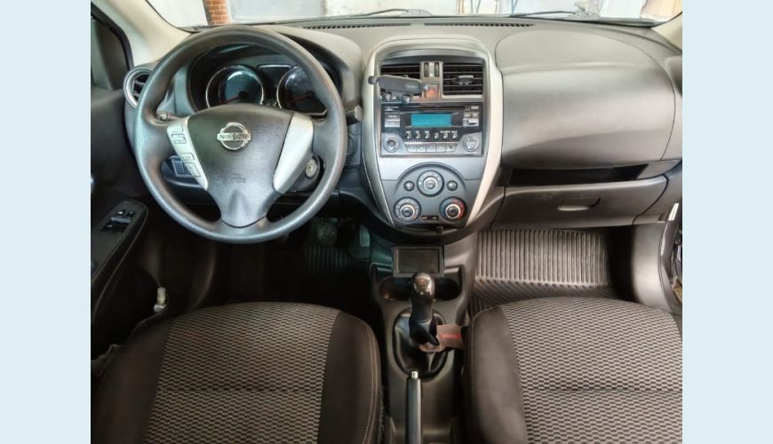 NISSAN VERSA SV 1.6 16V FLEX MANUAL 4P - CINZA - 2016 Foto 7 (Grande)