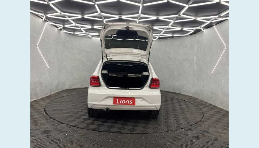 VOLKSWAGEN VOLKSWAGEN GOL 1.6 FLEX MANUAL 4P - BRANCO - 2022 Foto 7 (Grande)