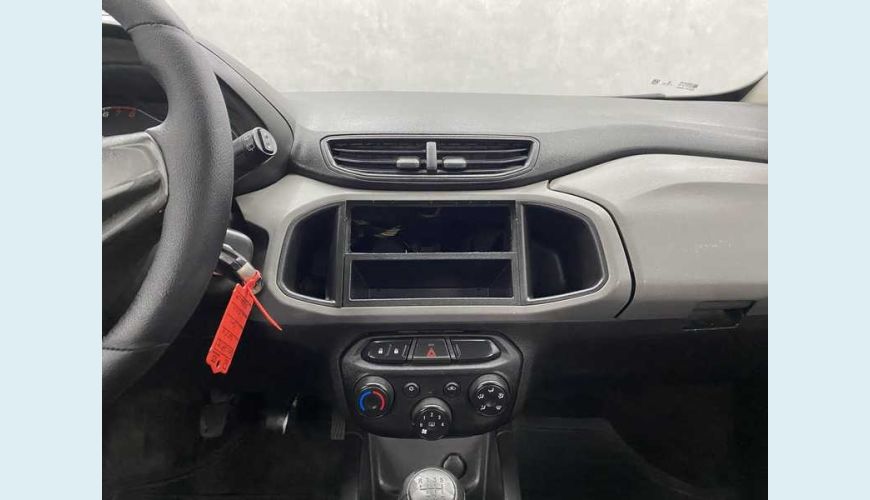 CHEVROLET ONIX JOY 1.0 FLEX MANUAL 4P - BRANCO - 2018 Foto 7 (Grande)