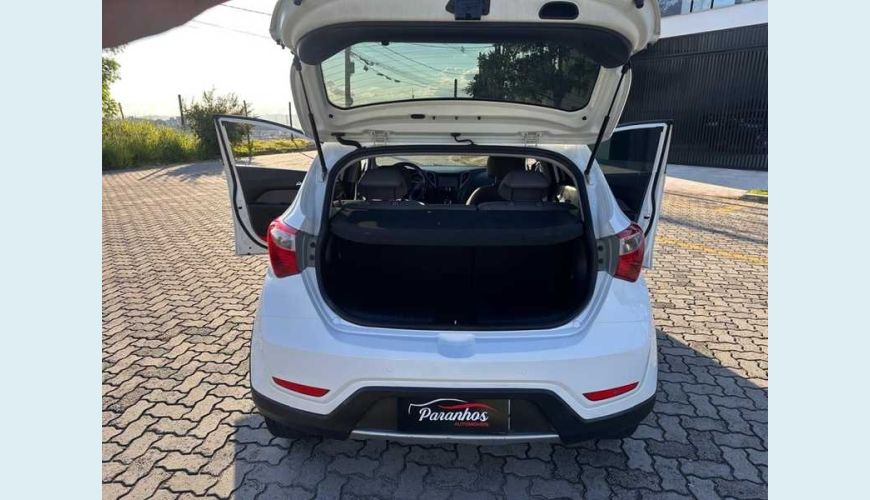 HYUNDAI HB 20X PREMIUM 1.6 FLEX AUT. 4P - BRANCO - 2015 Foto 7 (Grande)