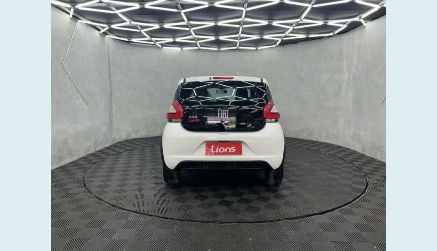 FIAT MOBI LIKE 1.0 FLEX MANUAL 4P - BRANCO - 2023 Foto 7 (Grande)