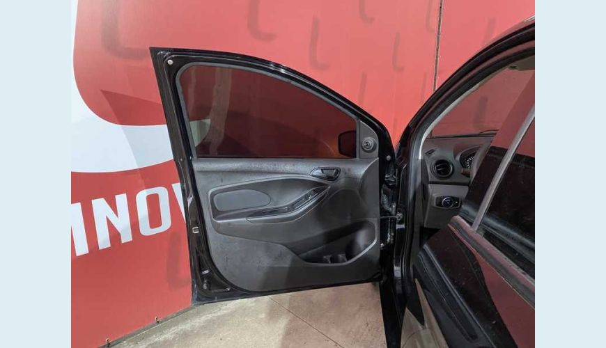 FORD KA SE 1.0 FLEX MANUAL 4P - PRETO - 2018 Foto 7 (Grande)
