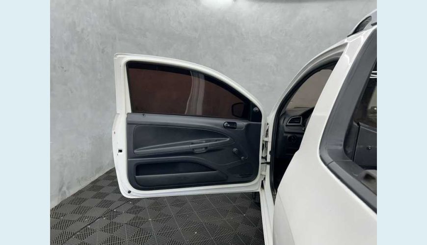 VOLKSWAGEN SAVEIRO ROBUST 1.6 MSI CS FLEX - BRANCO - 2020 Foto 7 (Grande)
