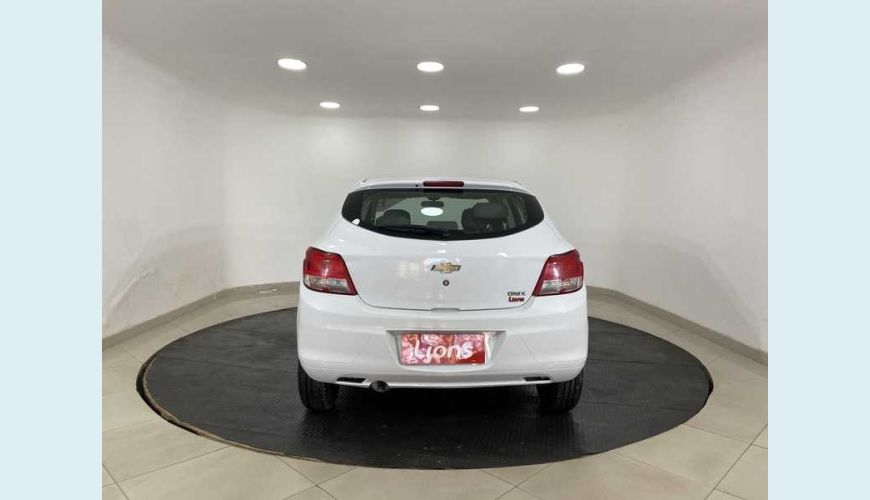 CHEVROLET CHEVROLET ONIX LS 1.0 FLEX MANUAL 4P - BRANCO - 2016 Foto 7 (Grande)