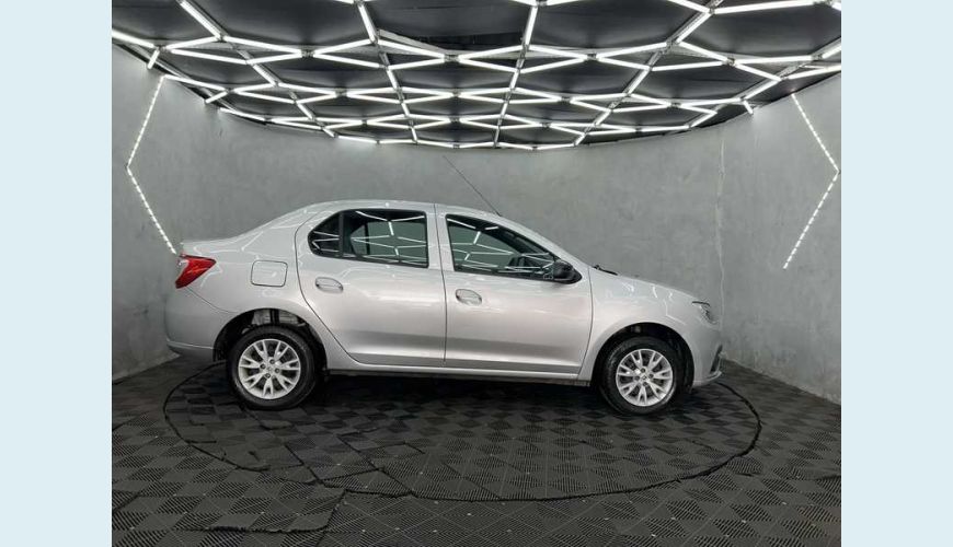 RENAULT RENAULT LOGAN ZEN 1.0 12V FLEX MANUAL 4P - PRATA - 2023 Foto 7 (Grande)