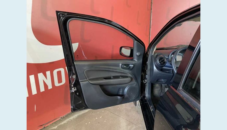 FIAT FIAT UNO ATTRACTIVE 1.0 8V FLEX MANUAL 4P - PRETO - 2020 Foto 7 (Grande)