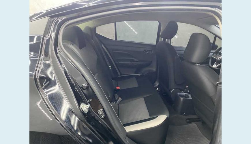 NISSAN NISSAN VERSA SENSE 1.6 FLEX AUT. 4P - PRETO - 2022 Foto 7 (Grande)