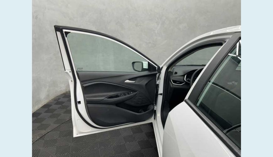 CHEVROLET CHEVROLET ONIX LT 1.0 FLEX MANUAL 4P - BRANCO - 2023 Foto 7 (Grande)
