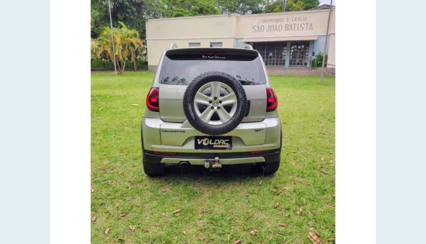 VOLKSWAGEN CROSSFOX FLEX MANUAL 5P - DOURADO - 2011 Foto 7 (Grande)