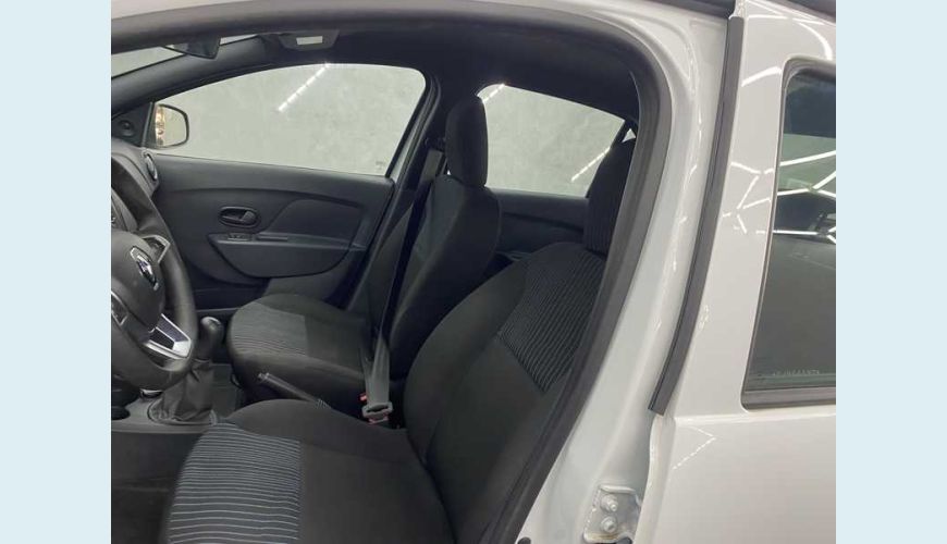 RENAULT LOGAN LIFE 1.0 12V FLEX MANUAL 4P - BRANCO - 2023 Foto 7 (Grande)