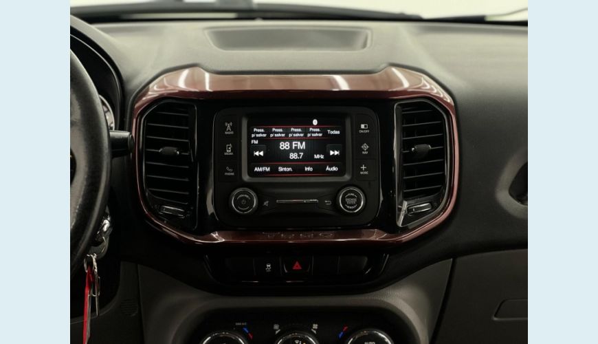 FIAT TORO FREEDOM AT FLEX AUT. 4P - BRANCO - 2017 Foto 7 (Grande)