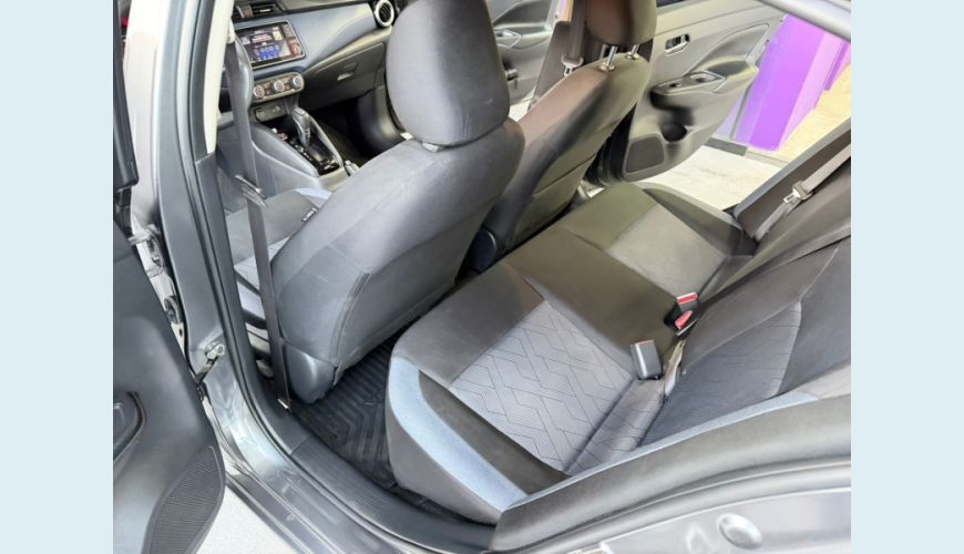 NISSAN VERSA FLEX AUT. 4P - CINZA - 2024 Foto 7 (Grande)