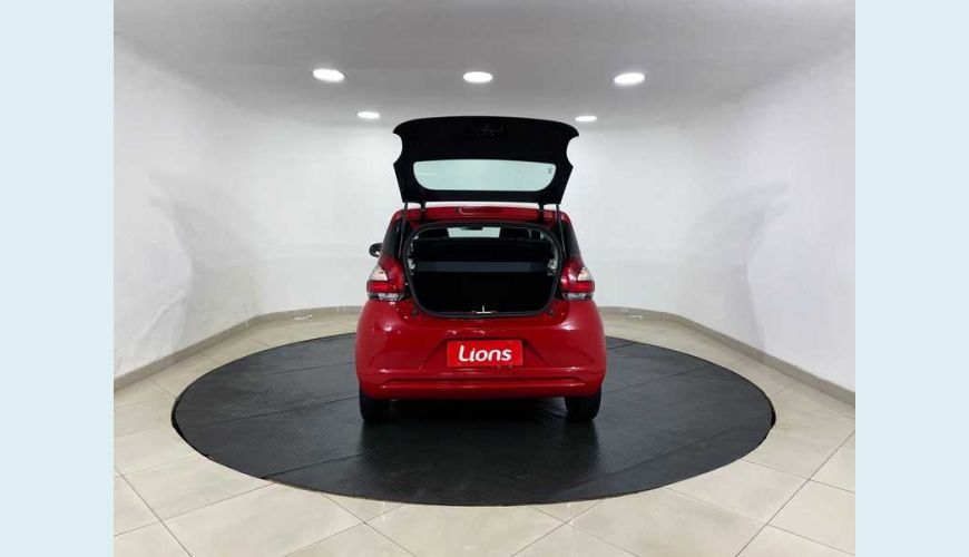 FIAT MOBI EVO EASY 1.0 FLEX MANUAL 4P - VERMELHO - 2019 Foto 7 (Grande)
