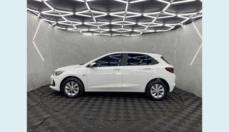 CHEVROLET ONIX LT 1.0 TURBO FLEX MANUAL 4P - BRANCO - 2023 Foto 7 (Grande)