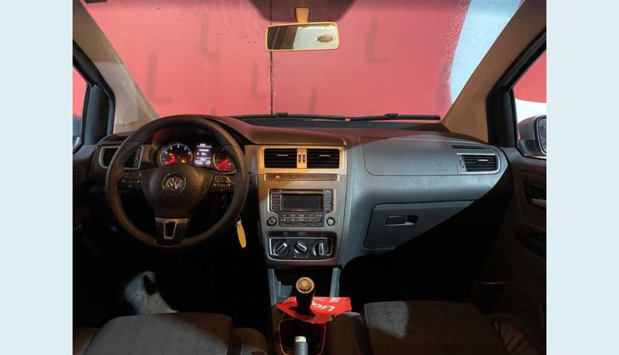 VOLKSWAGEN FOX COMFORTLINE 1.6 MSI FLEX MANUAL 4P - PRATA - 2015 Foto 7 (Grande)