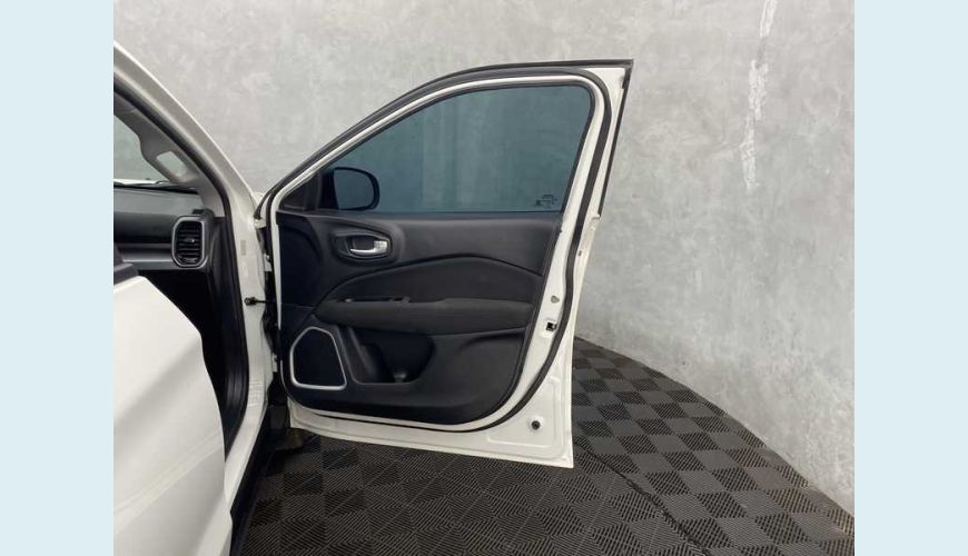 FIAT TORO ENDURANCE 1.8 FLEX AUT. 4P - BRANCO - 2022 Foto 7 (Grande)