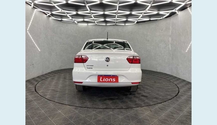 VOLKSWAGEN VOYAGE 1.6 FLEX MANUAL 4P - BRANCO - 2022 Foto 7 (Grande)