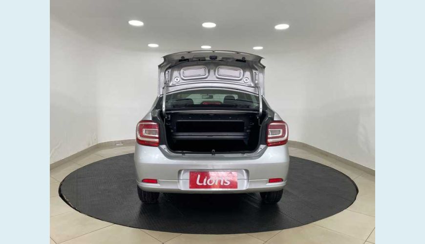 RENAULT LOGAN AUTHENTIQUE 1.0 12V SCE FLEX MANUAL 4P - PRATA - 2018 Foto 7 (Grande)