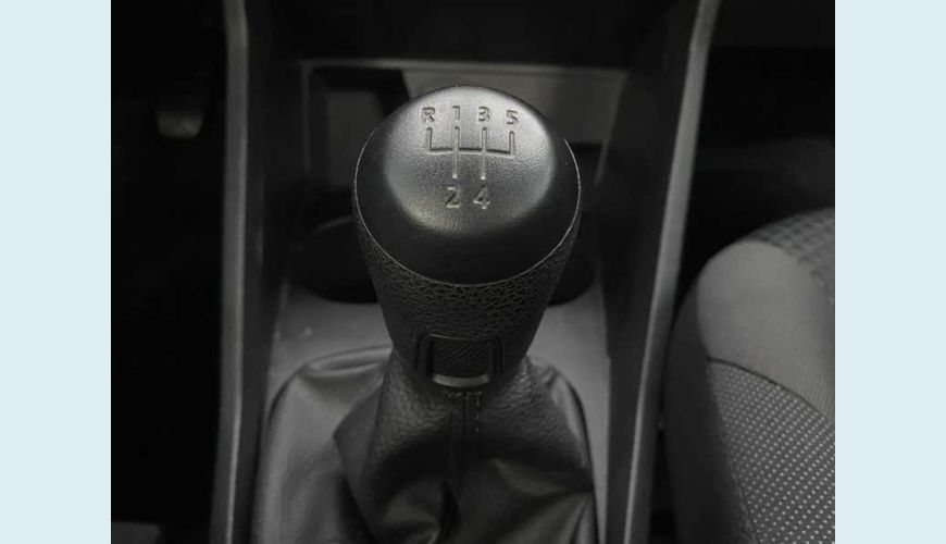 VOLKSWAGEN VOYAGE MSI 1.6 8V FLEX MANUAL 4P - PRETO - 2021 Foto 7 (Grande)