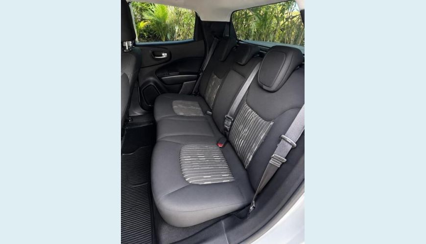 FIAT TORO FREEDOM 1.8 FLEX AUT. 4P - PRATA - 2017 Foto 7 (Grande)