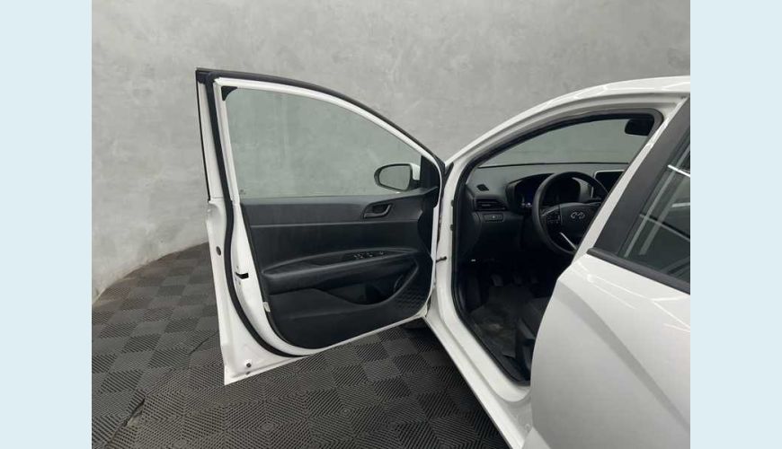 HYUNDAI HYUNDAI HB20 COMFORT 1.0 TGDI FLEX MANUAL 4P - BRANCO - 2023 Foto 7 (Grande)
