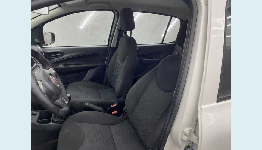 FIAT UNO ATTRACTIVE 1.0 8V FLEX MANUAL 4P - BRANCO - 2020 Foto 7 (Grande)