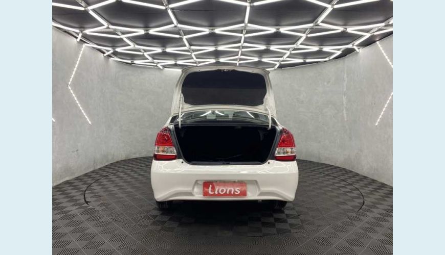 TOYOTA ETIOS SEDAN X 1.5 FLEX MANUAL 4P - BRANCO - 2020 Foto 7 (Grande)