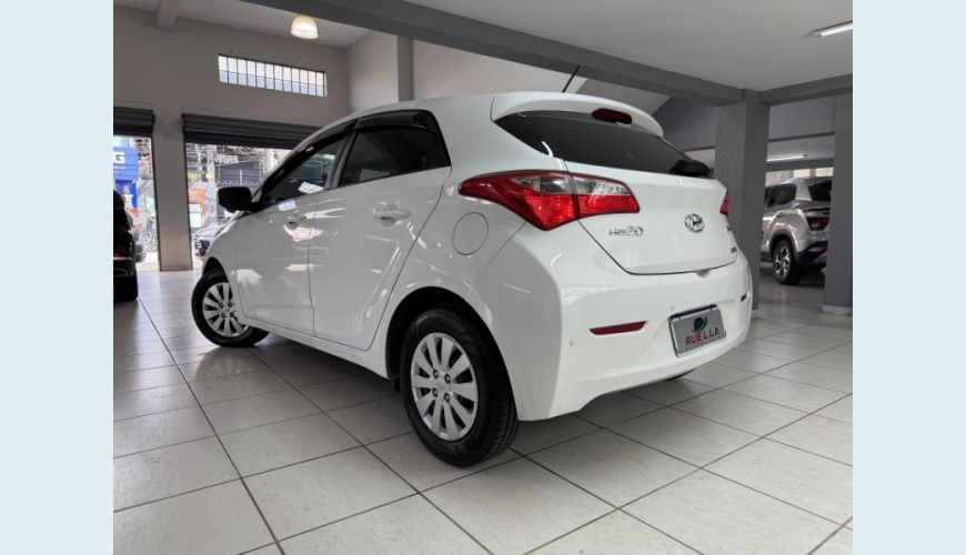 HYUNDAI HB 20 FLEX AUT. 4P - BRANCO - 2015 Foto 7 (Grande)