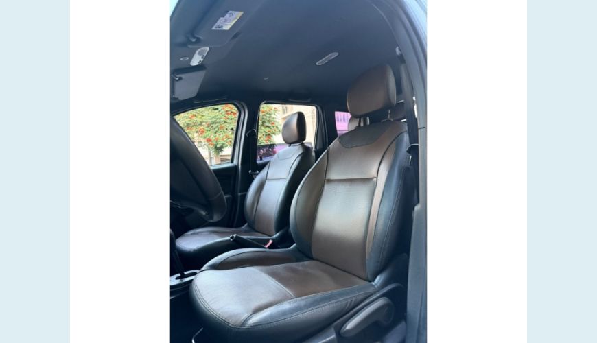 RENAULT DUSTER FLEX AUT. 4P - BRANCO - 2016 Foto 7 (Grande)