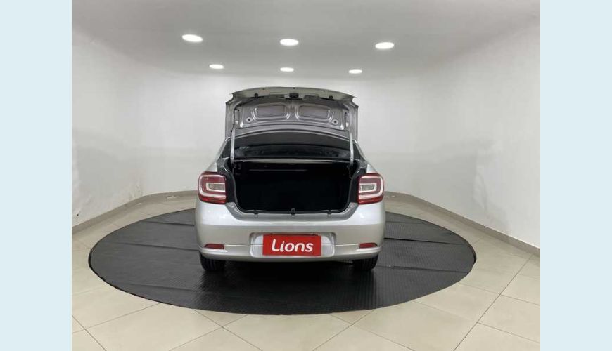 RENAULT LOGAN AUTHENTIQUE 1.0 12V FLEX MANUAL 4P - PRATA - 2020 Foto 7 (Grande)