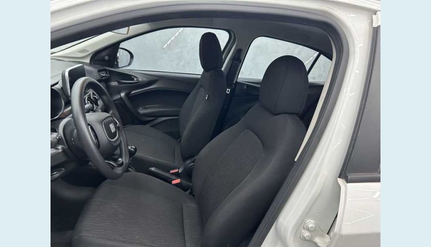 FIAT FIAT CRONOS DRIVE 1.3 FLEX MANUAL 4P - BRANCO - 2023 Foto 7 (Grande)