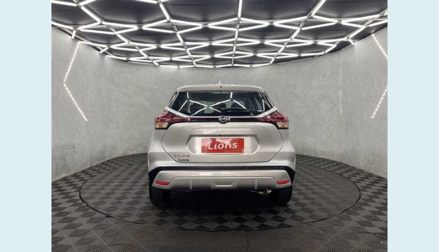 NISSAN KICKS SENSE 1.6 FLEX - PRATA - 2023 Foto 7 (Grande)
