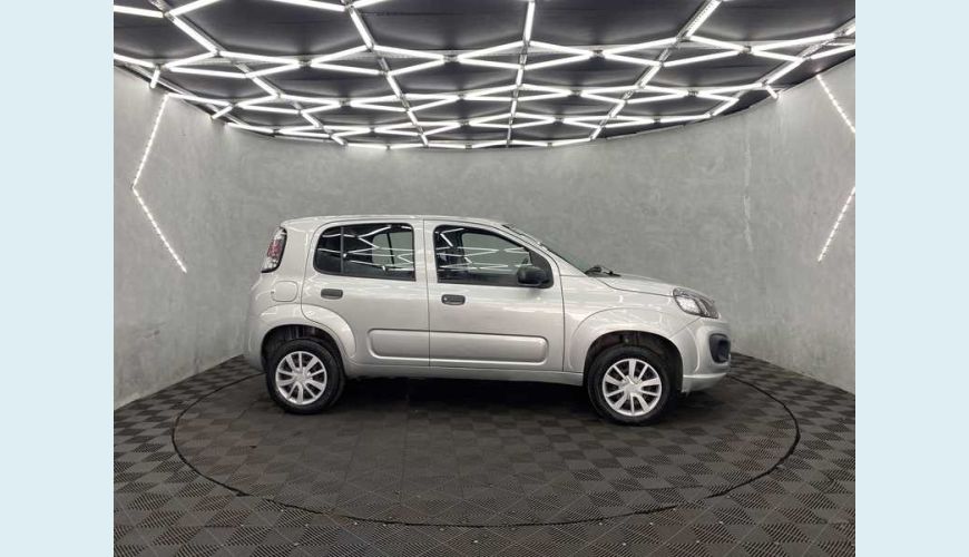 FIAT UNO ATTRACTIVE 1.0 - PRATA - 2021 Foto 7 (Grande)