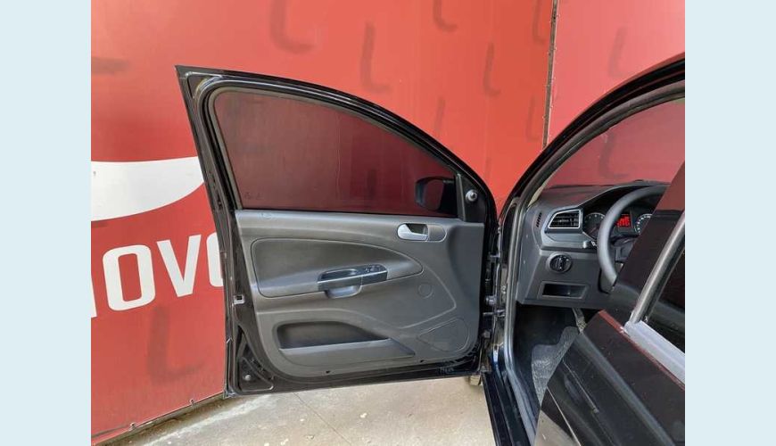 VOLKSWAGEN VOYAGE 1.6 MSI 8V FLEX MANUAL 4P - PRETO - 2019 Foto 7 (Grande)