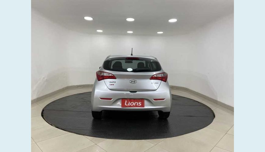 HYUNDAI HYUNDAI HB 20 COMFORT STYLE 1.6 FLEX MANUAL 4P - PRATA - 2015 Foto 7 (Grande)