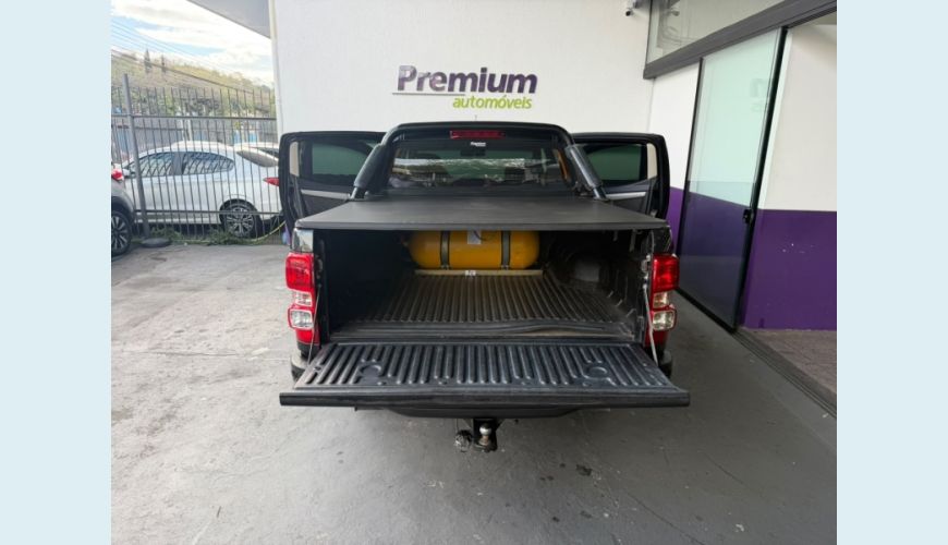CHEVROLET S-10 FLEX AUT. 4P - CINZA - 2014 Foto 7 (Grande)
