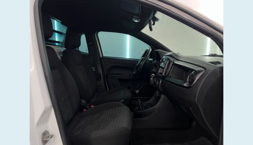 FIAT FIAT STRADA FLEX MANUAL 4P - BRANCO - 2022 Foto 7 (Grande)