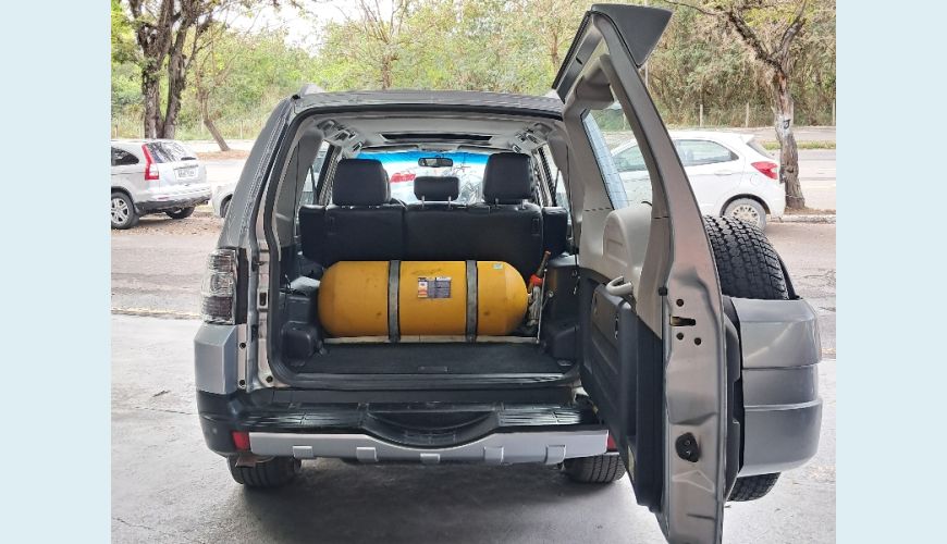 MITSUBISHI PAJERO GLS HPE FULL 3.8 24V FLEX AUT. 4P - PRATA - 2008 Foto 7 (Grande)