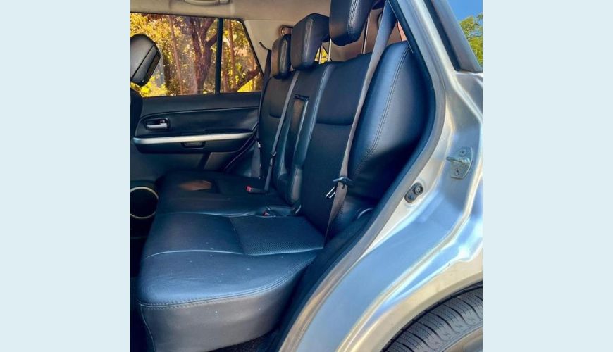 SUZUKI VITARA 2WD FLEX AUT. 4P - PRATA - 2013 Foto 7 (Grande)