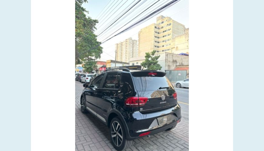 VOLKSWAGEN FOX FLEX MANUAL 4P - PRETO - 2020 Foto 7 (Grande)
